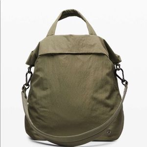 Lululemon On My Level Bag 19L
